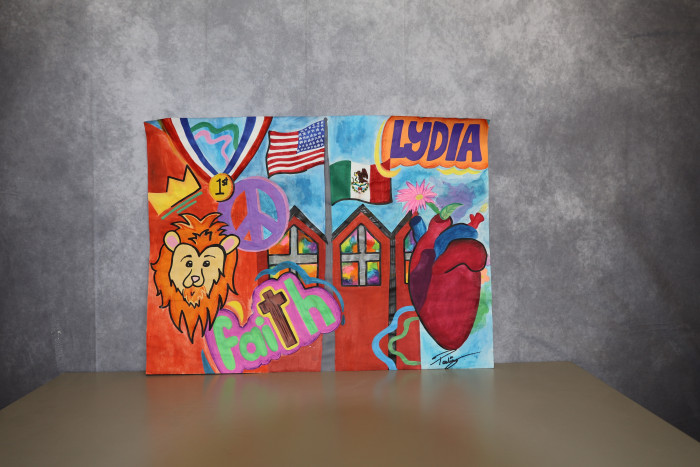 Size: 18 x 24