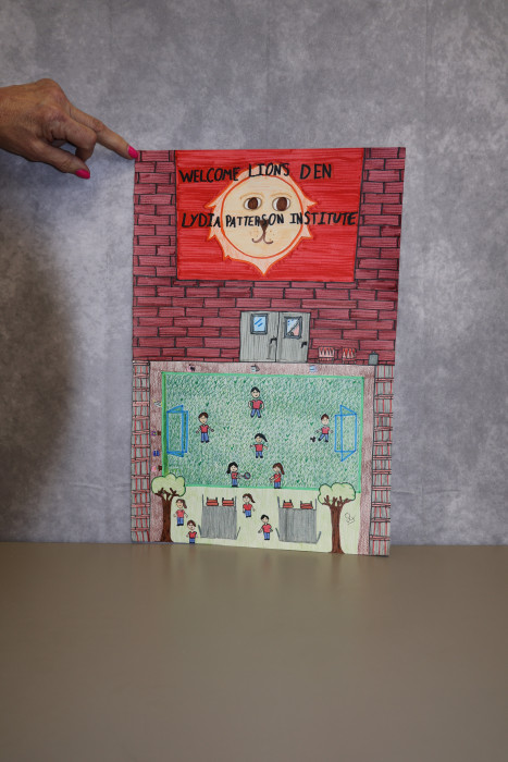 Size: 12 x 18