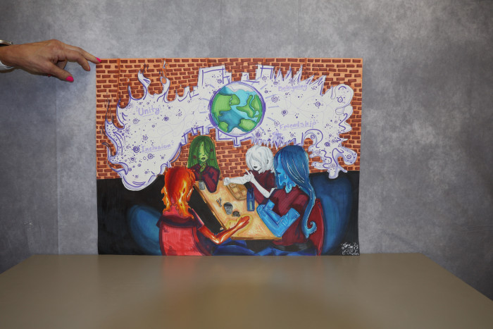 Size: 18 x 24