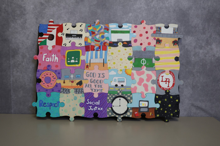 Size: 23 x 16