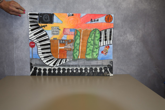 Size: 18 x 24